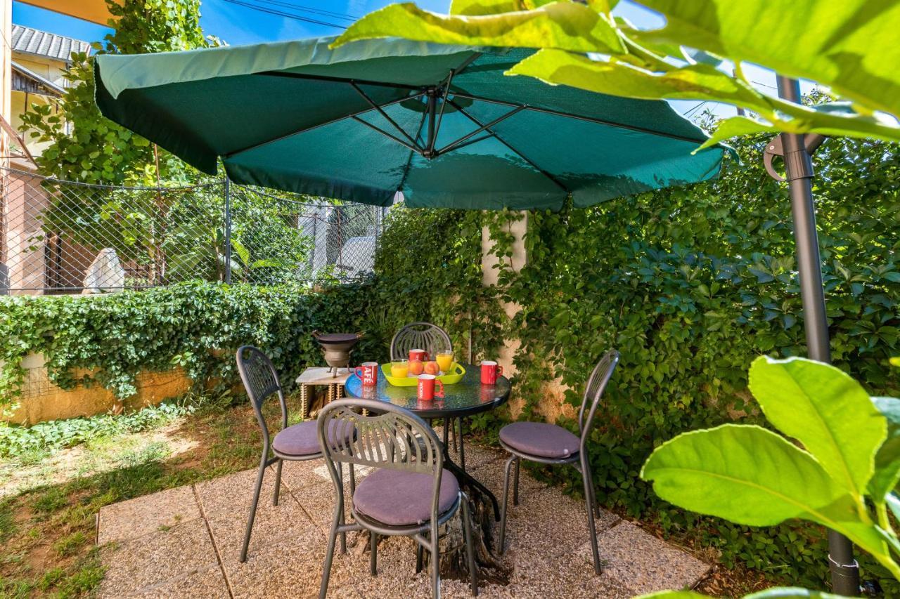 Apartment Villa Lora プーラ エクステリア 写真