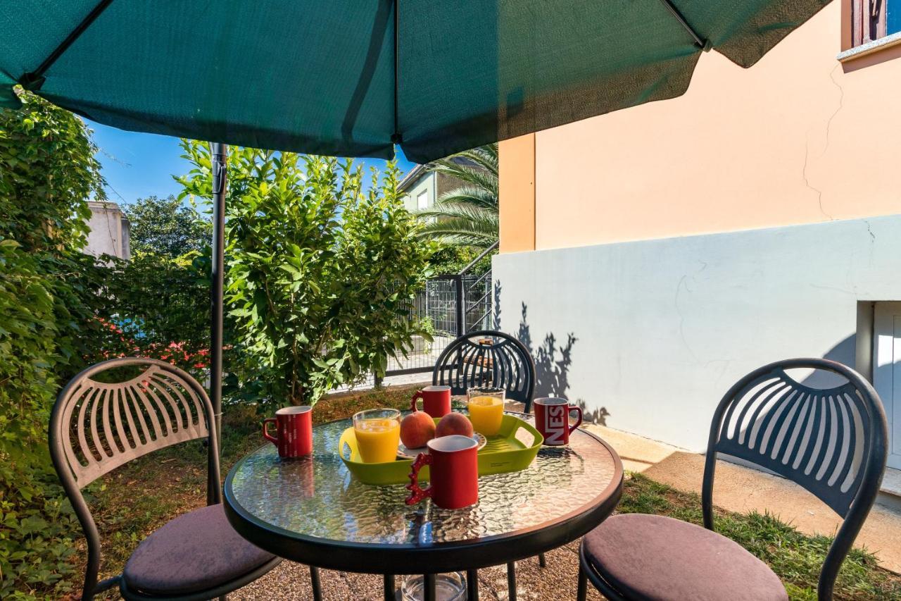 Apartment Villa Lora プーラ エクステリア 写真