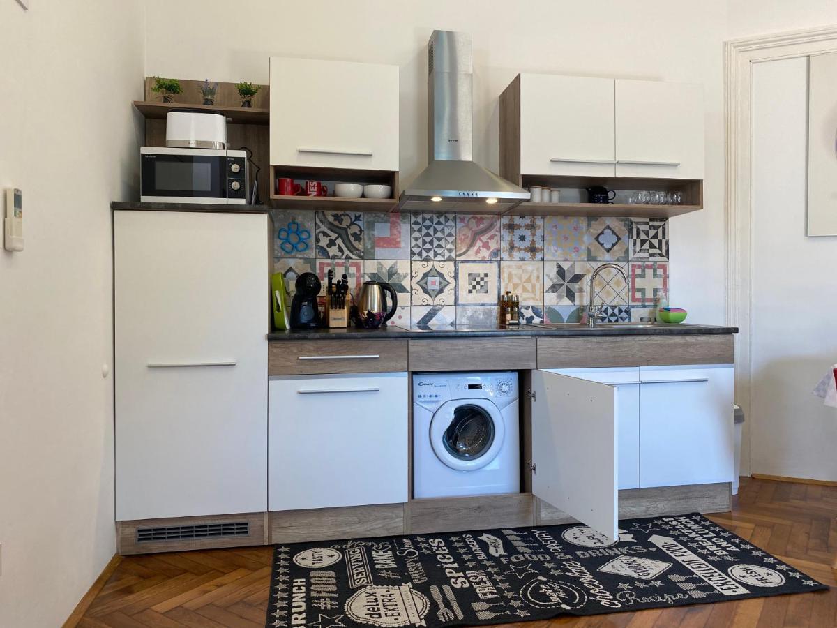 Apartment Villa Lora プーラ エクステリア 写真